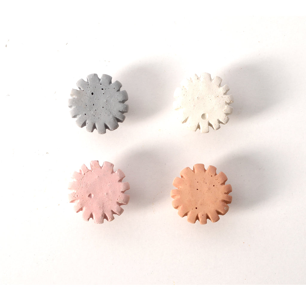 Χειροποίητα πόμολα από τσιμέντο κωδικος : granazi